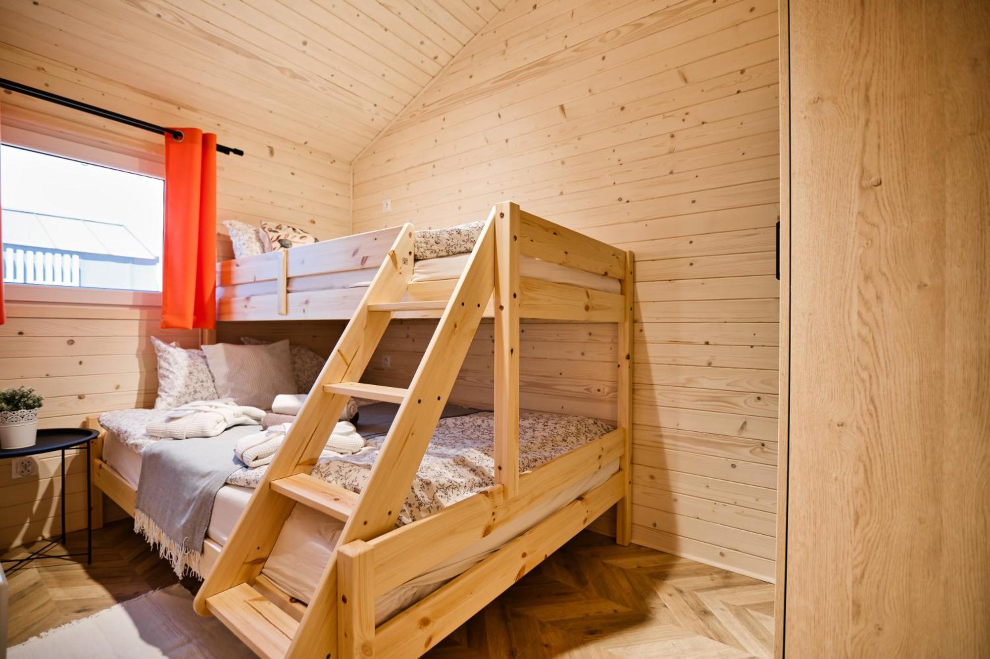 Holiday Park Zator Resort & Spa Εξωτερικό φωτογραφία